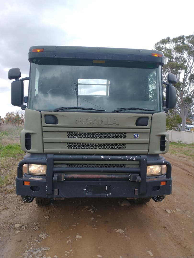 2002 SCANIA 114C 4X4 TRAY