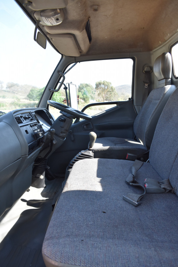 1999 MITSUBISHI CANTER 4X4 FIRE TRUCK
