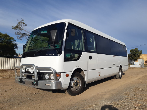 2012 MITSUBISHI ROSA DELUXE BUS