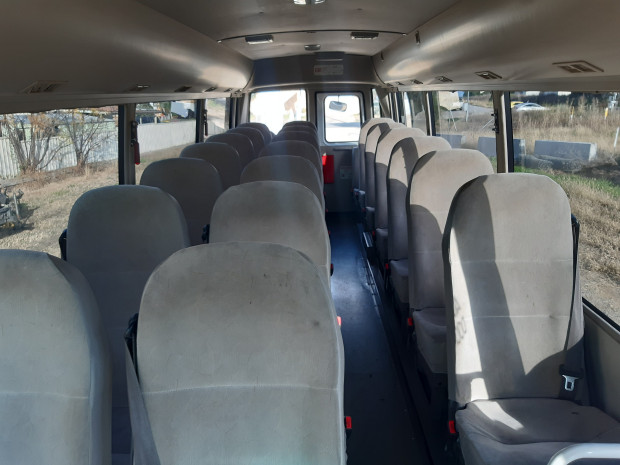2012 MITSUBISHI ROSA DELUXE BUS
