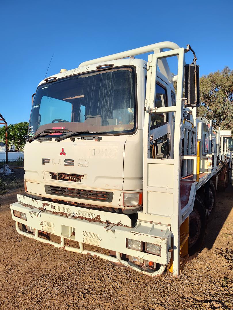 2010 MITSUBISHI FS 8X4 FS52JS CAB CHASSIS