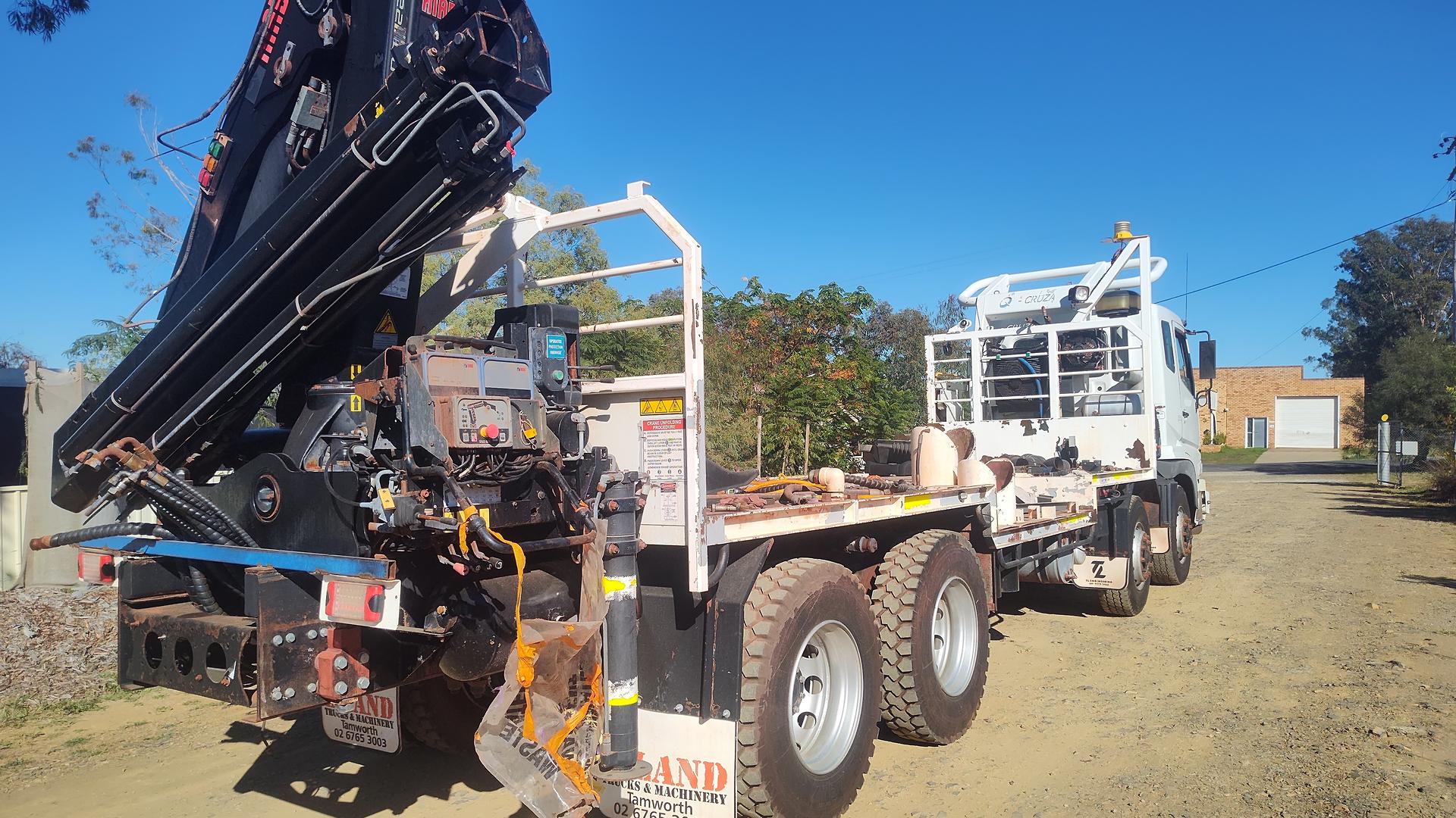 2010 MITSUBISHI FS 8X4 FS52JS CAB CHASSIS