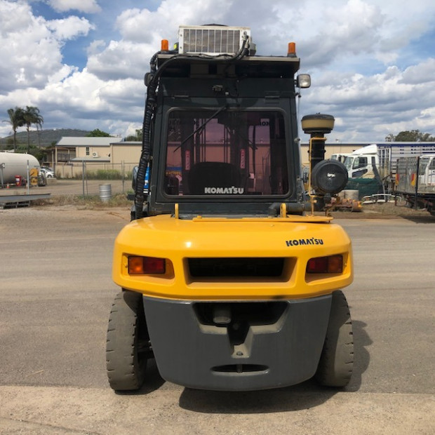 2012 KOMATSU FD80-10 STD FORKLIFT