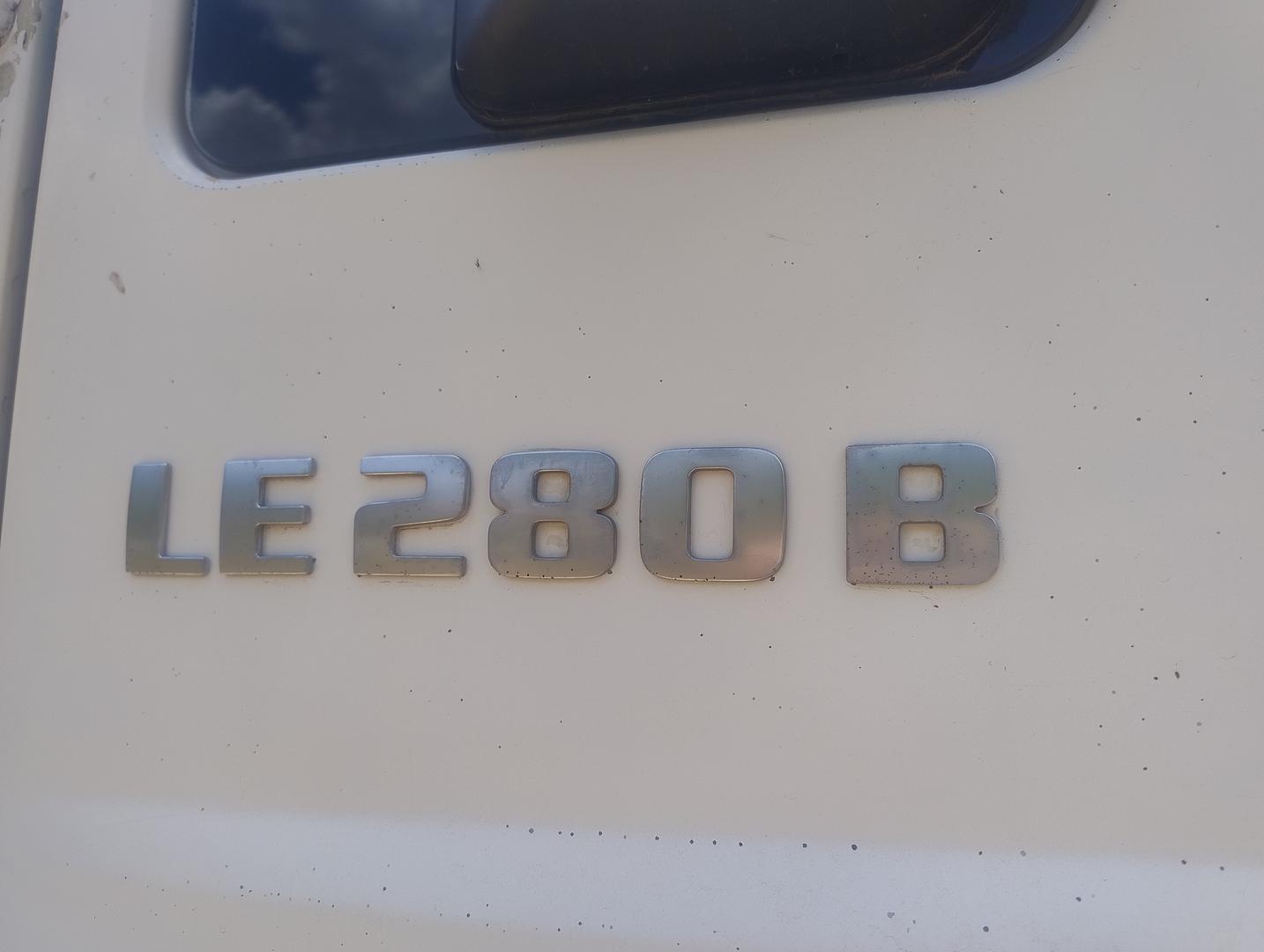 2002 MAN 18T GVM 18.284 LARC MANUAL TRUCK