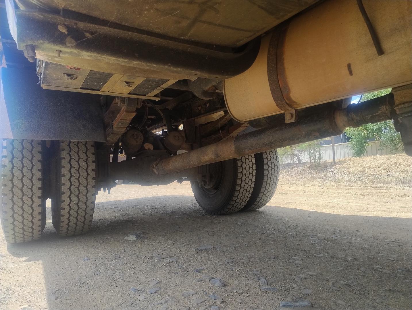 2002 MAN 18T GVM 18.284 LARC MANUAL TRUCK
