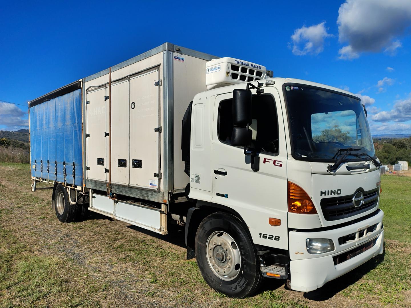 2015 HINO 500