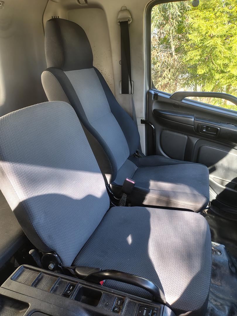 2015 HINO 500