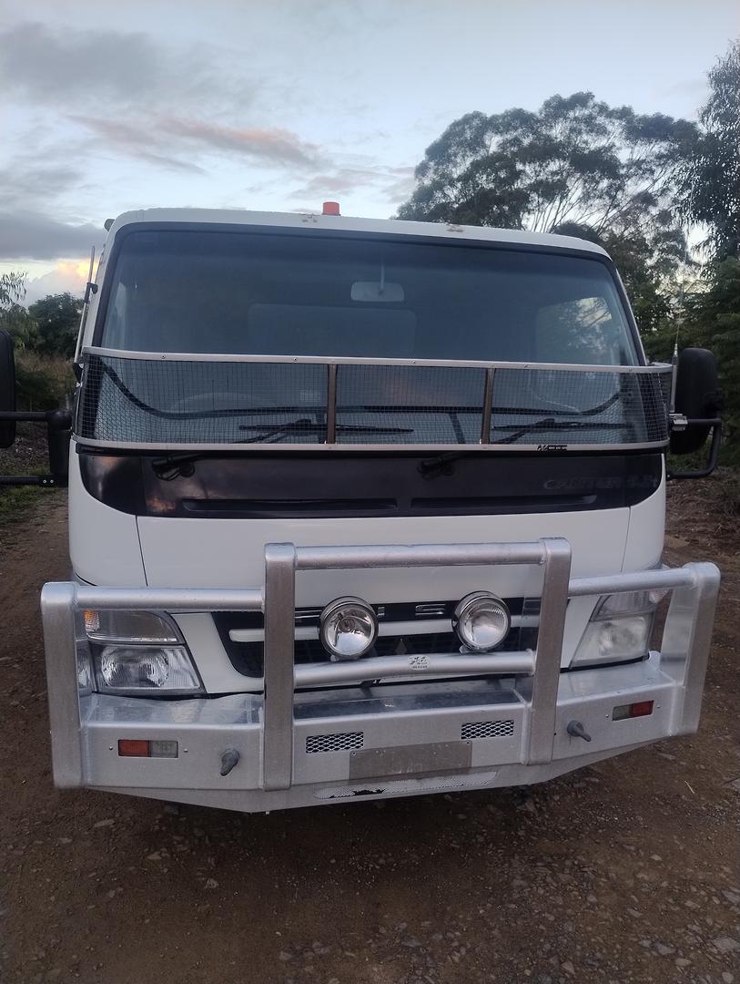 2010 MITSUBISHI CANTER FE84DE 3.5 SERVICE TRUCK