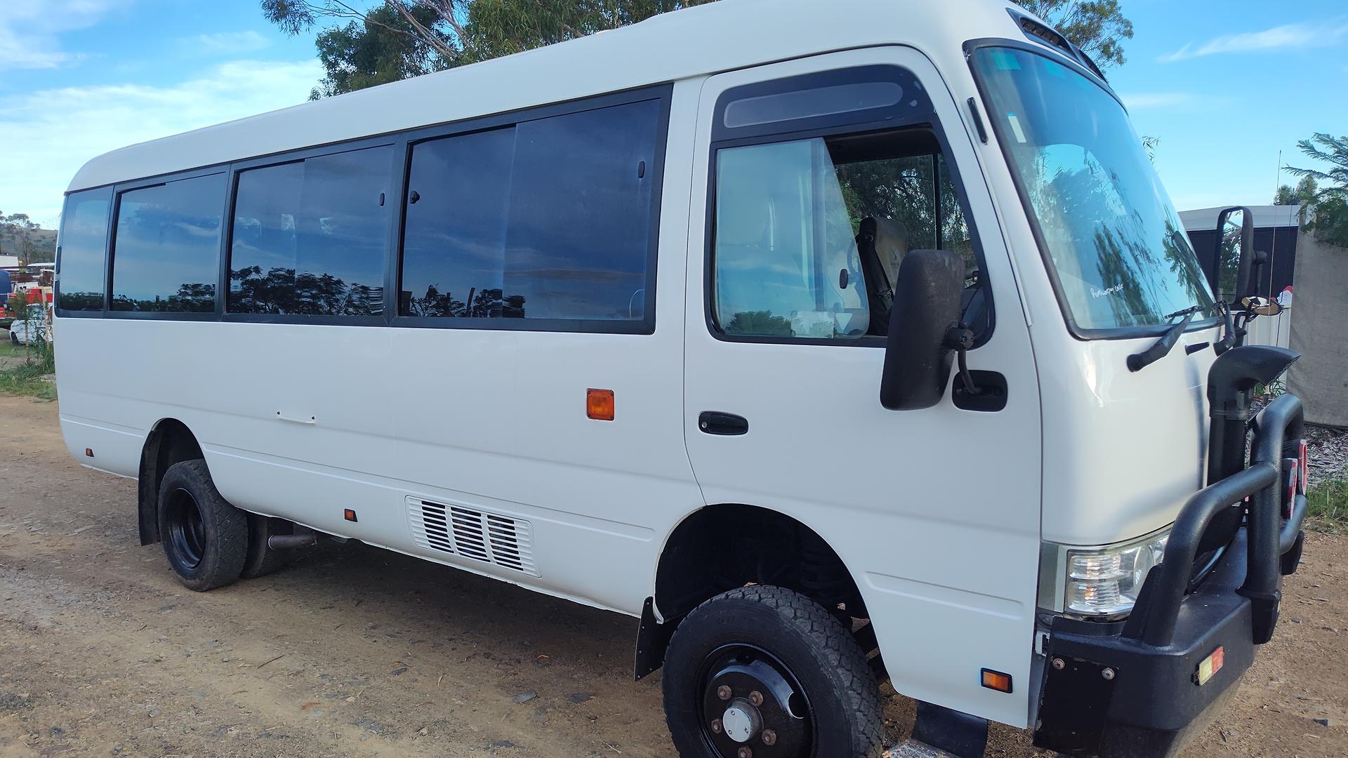 2016 TOYOTA COASTER DELUXE AUTOMATIC BUS