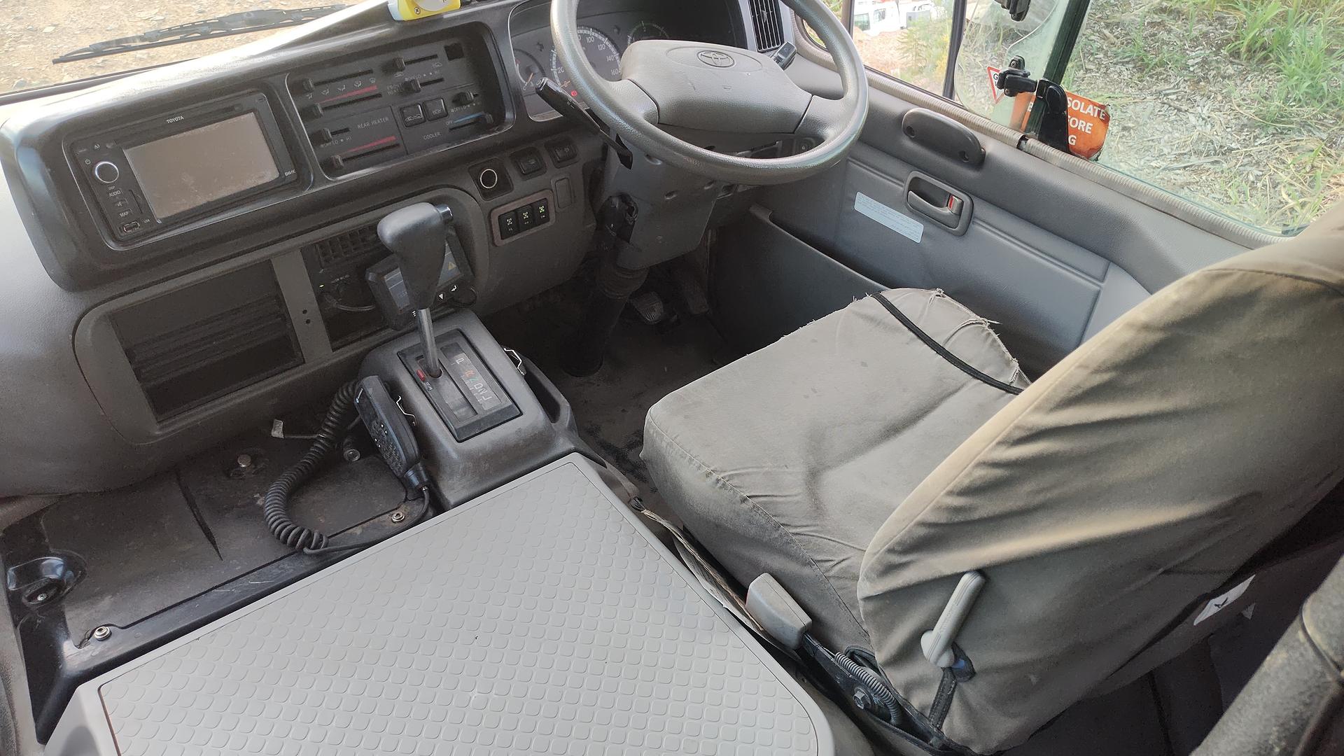 2016 TOYOTA COASTER DELUXE AUTOMATIC BUS