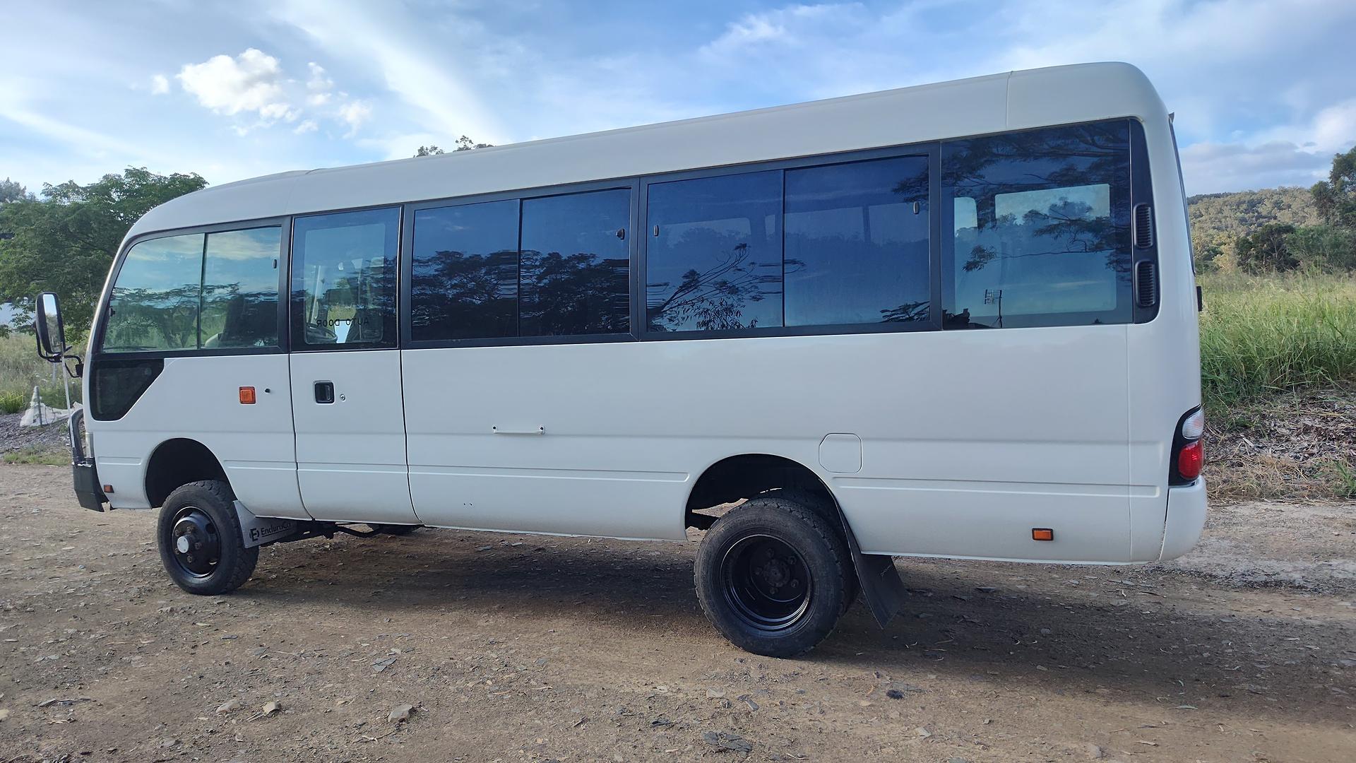 2016 TOYOTA COASTER DELUXE AUTOMATIC BUS