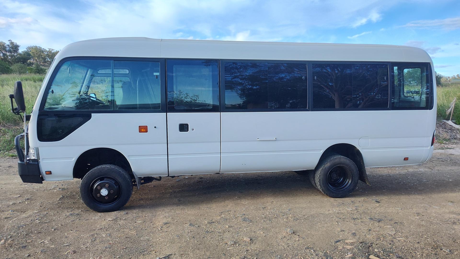 2016 TOYOTA COASTER DELUXE AUTOMATIC BUS