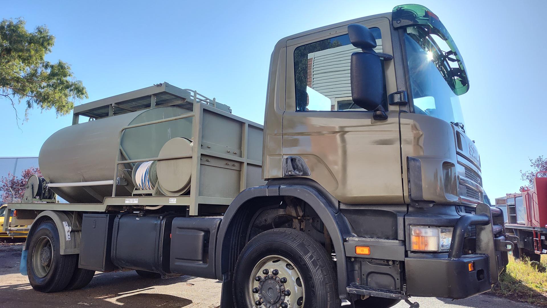 2002 SCANIA P SERIES P114 WATER TRUCK