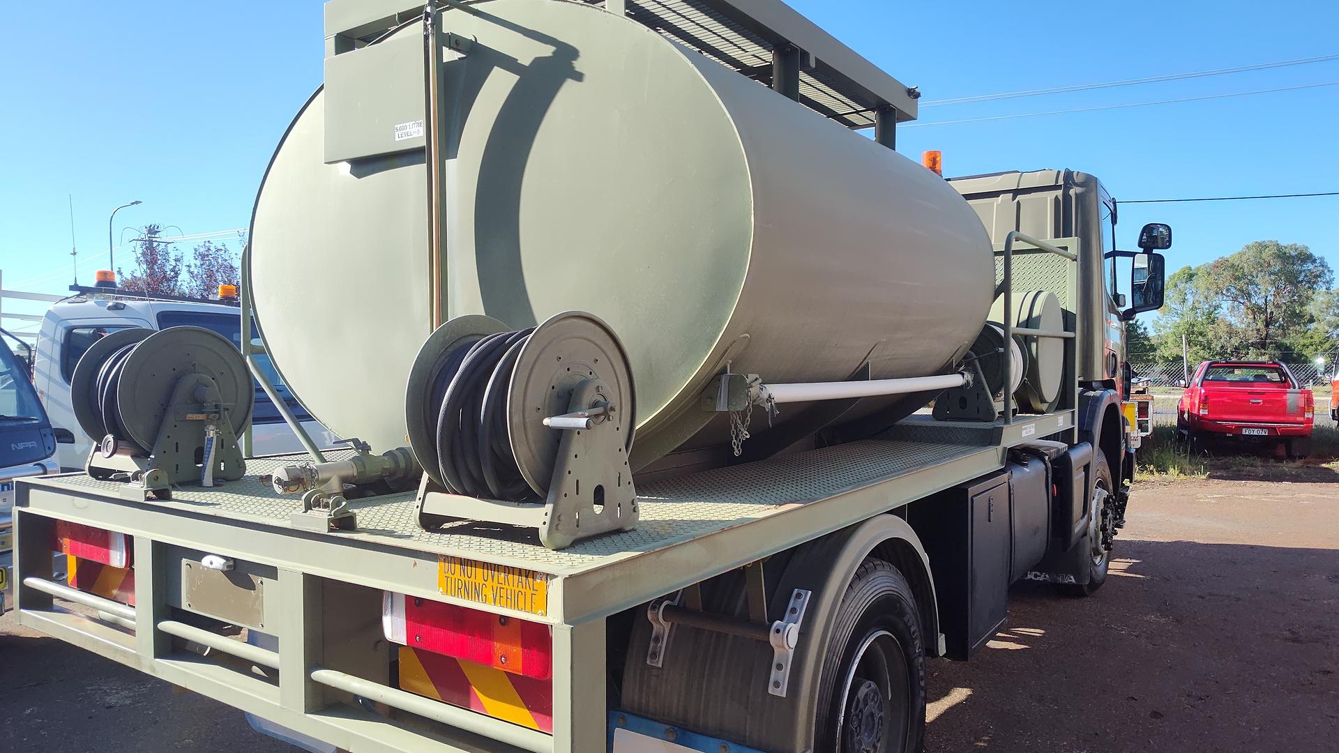 2002 SCANIA P SERIES P114 WATER TRUCK
