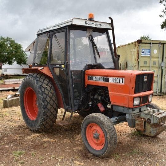 1997 KUBOTA M4030 MANUAL 2WD TRACTOR