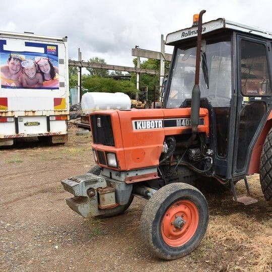 1997 KUBOTA M4030 MANUAL 2WD TRACTOR
