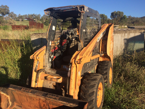 2002 CASE 410 SKID STEER LOADER