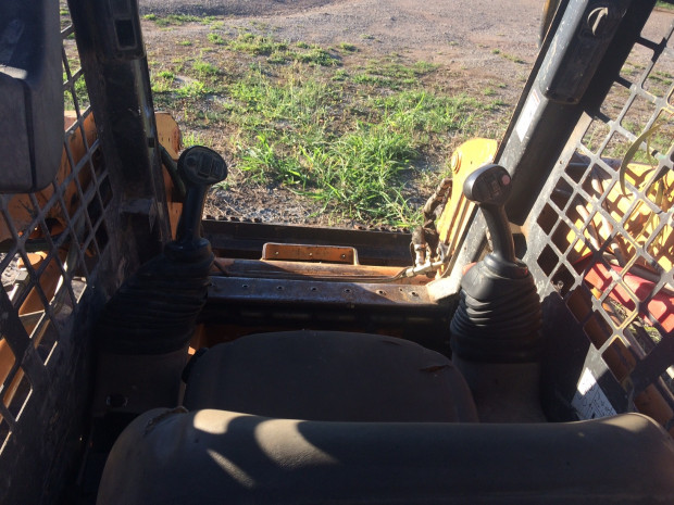 2002 CASE 410 SKID STEER LOADER