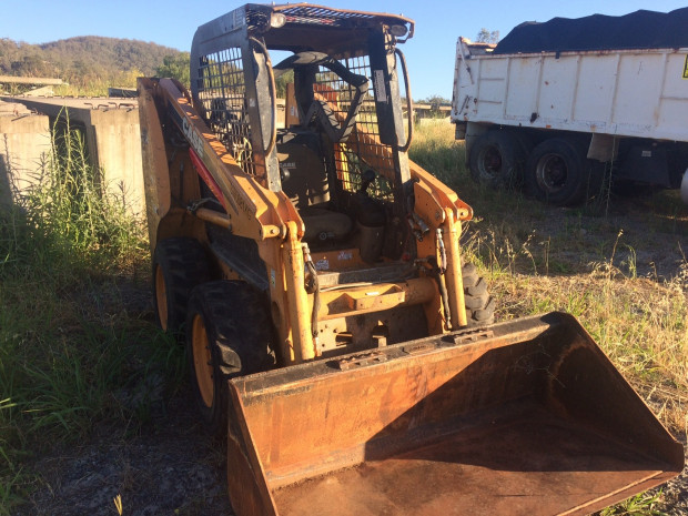 2002 CASE 410 SKID STEER LOADER