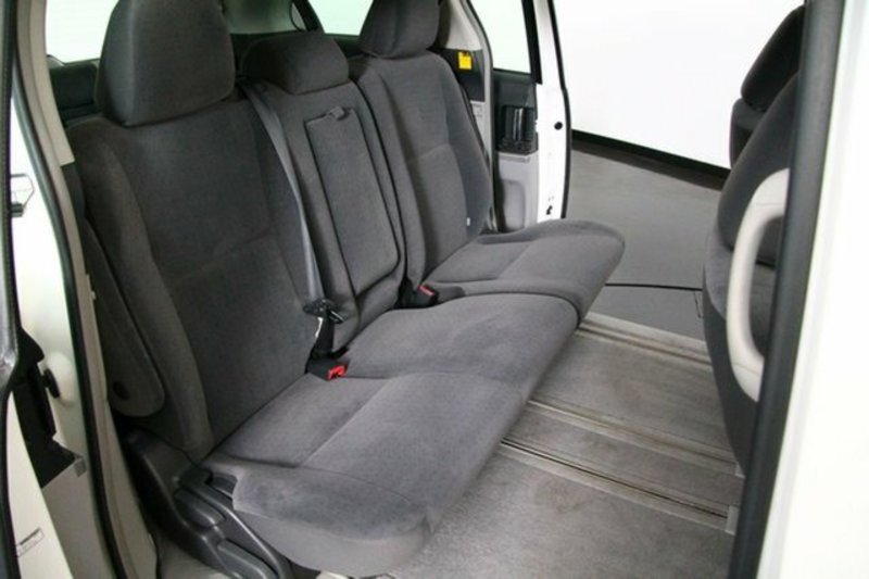 2006 TOYOTA TARAGO GLi ACR50R