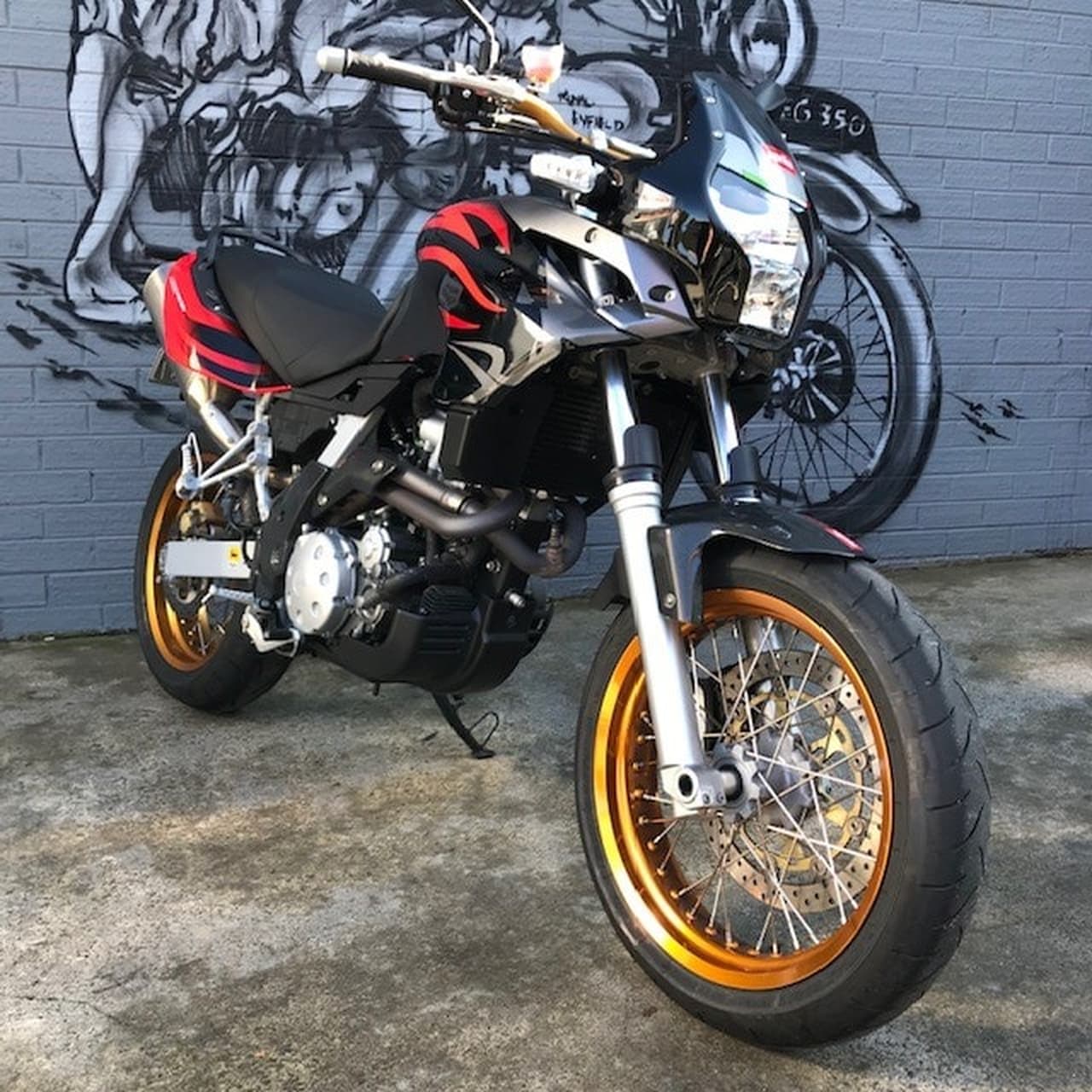 2009 APRILIA PEGASO FACTORY 650 DUAL SPORTS 