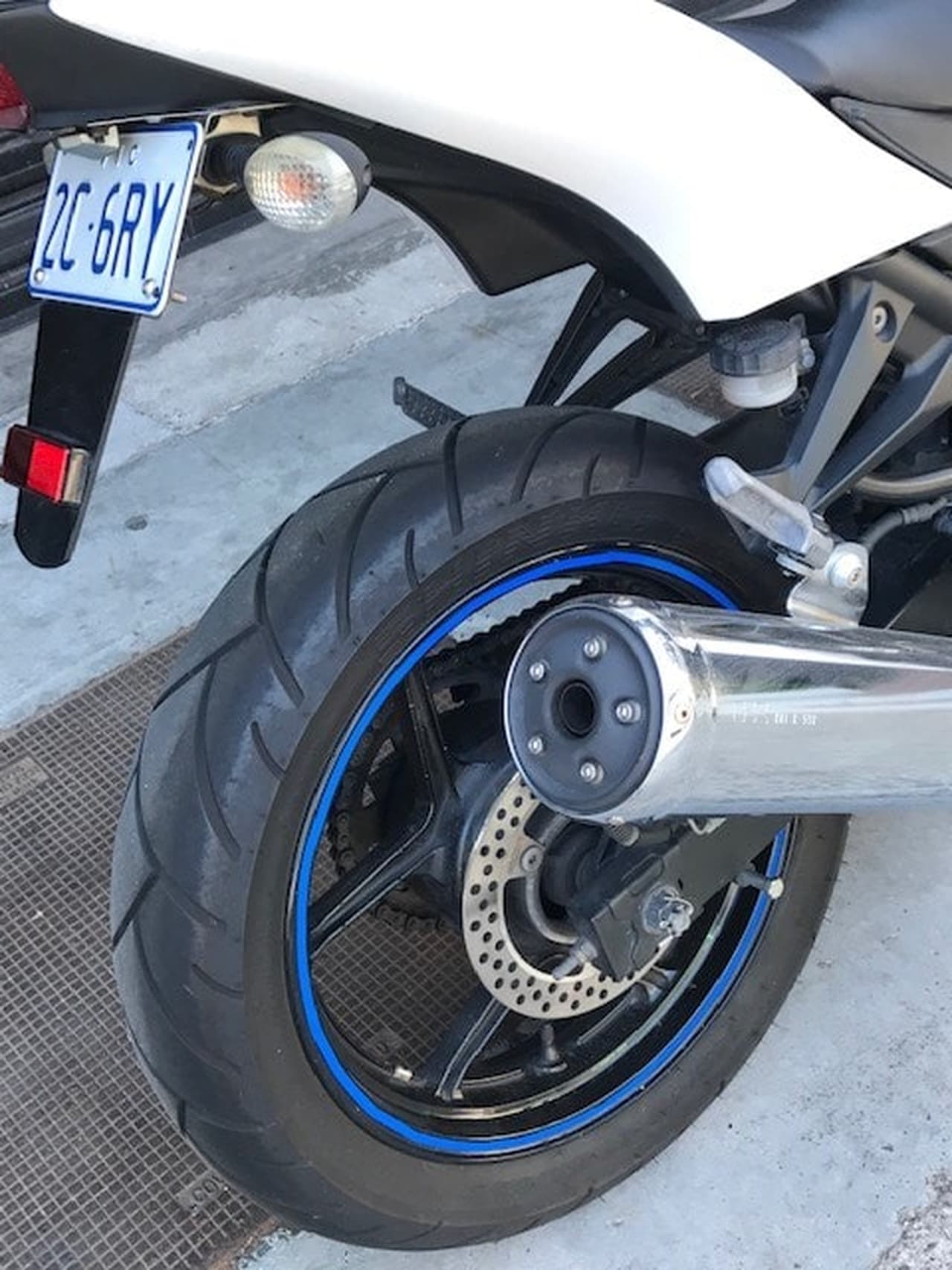 2009 KAWASAKI ROAD BIKE