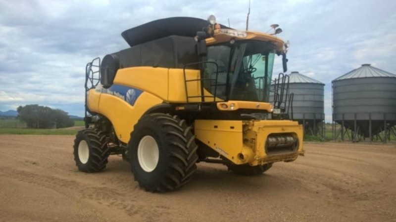 2011 NEW HOLLAND CR9080 CR9080 HarvesterHeader