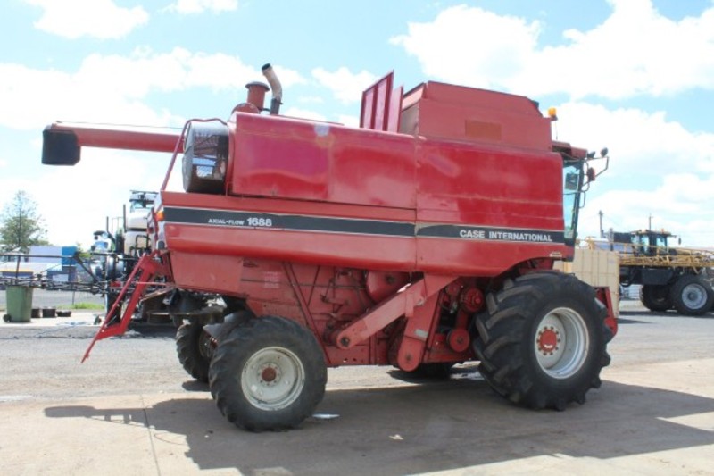 1990 Case IH 1688 1688 HarvesterHeader