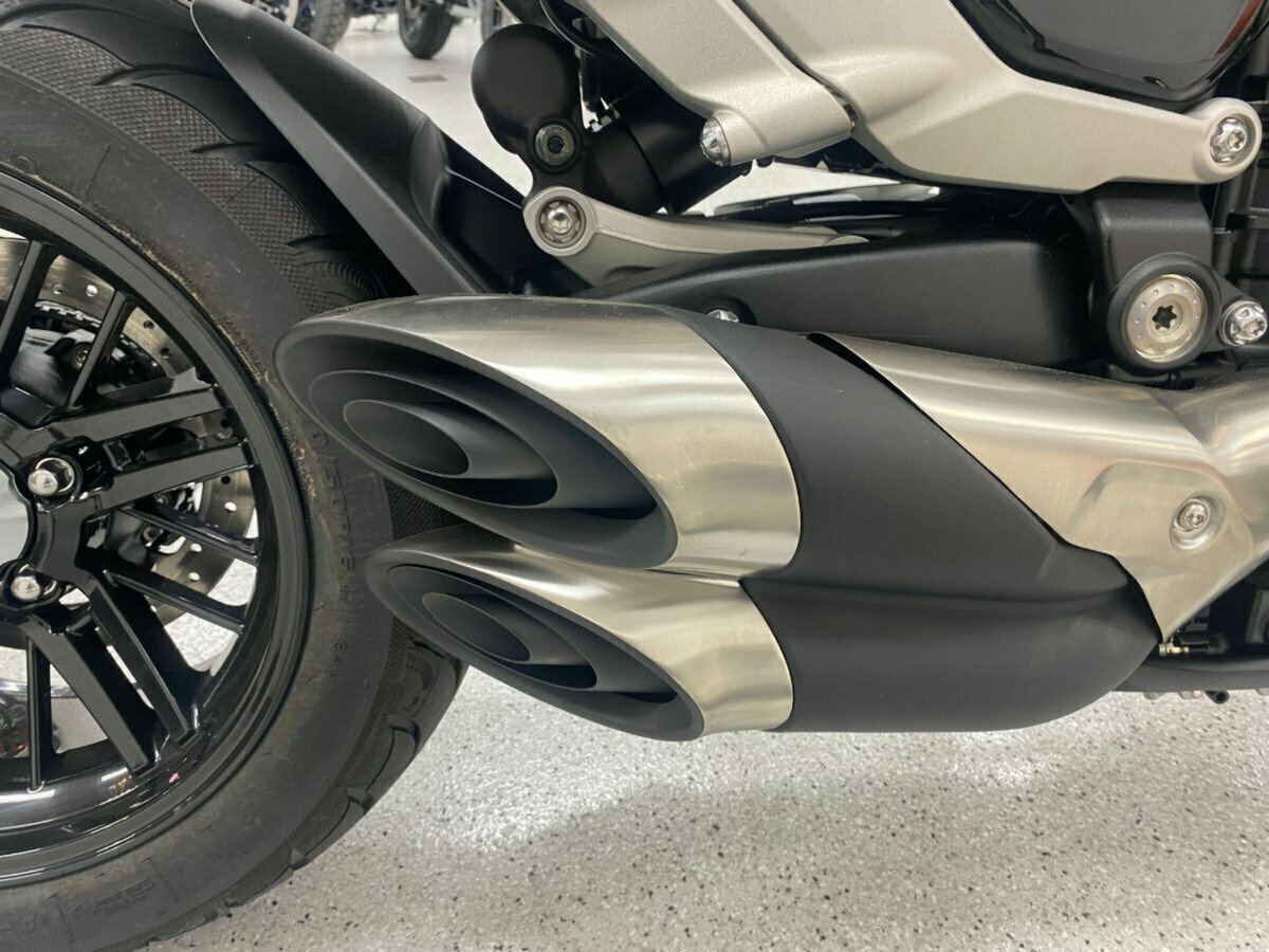 2023 TRIUMPH ROCKET 3 R CRUISER