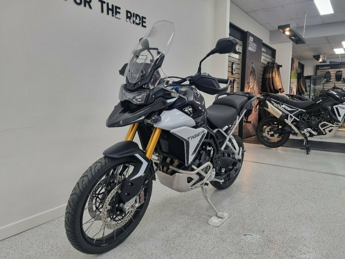 2024 TRIUMPH TIGER 900 RALLY PRO DUAL SPORTS