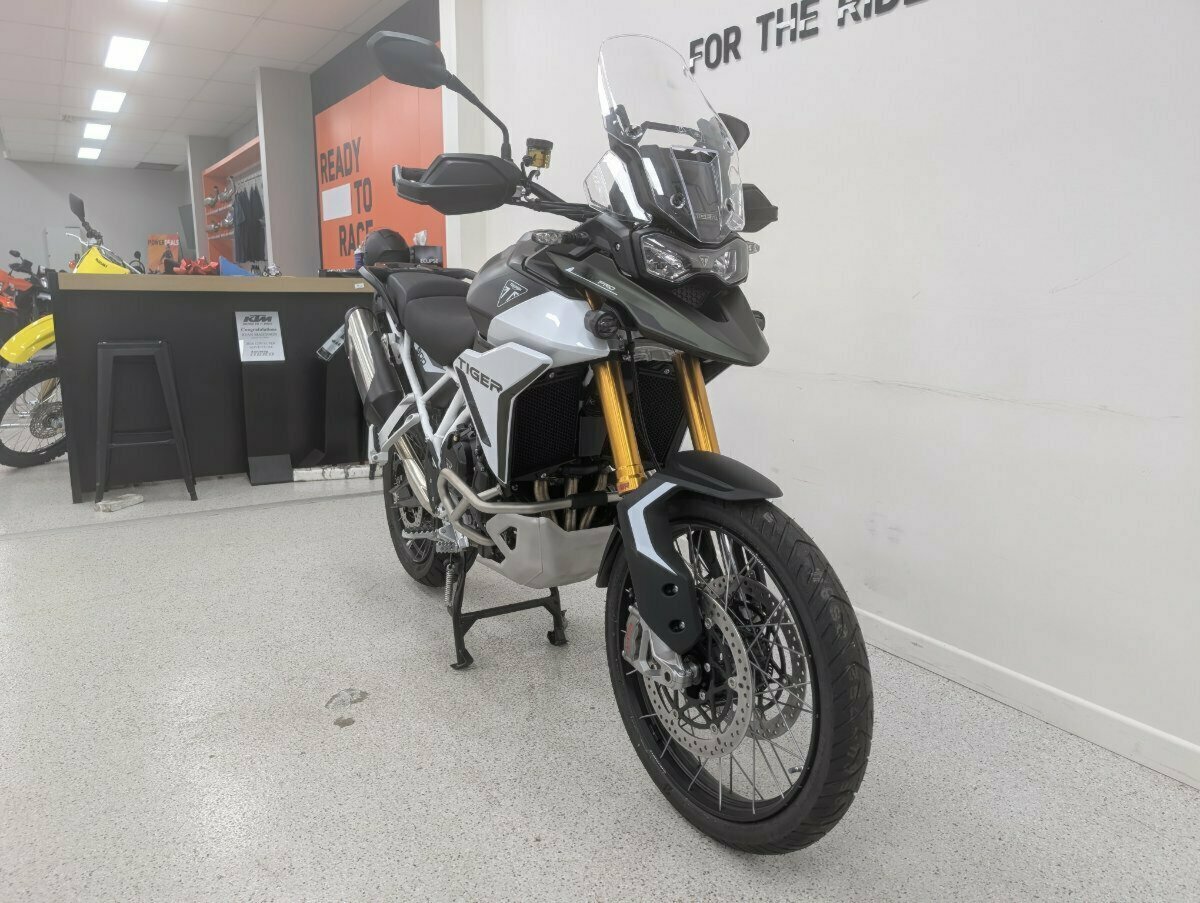 2025 TRIUMPH CS8 TIGER 900 RALLY PRO DUAL SPORTS