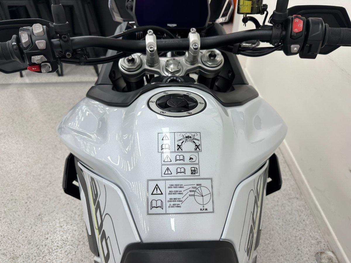 2025 TRIUMPH TIGER 900 RALLY PRO DUAL SPORTS