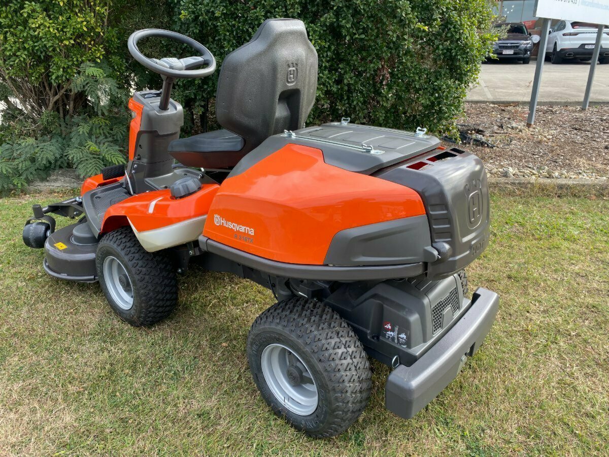 2022 HUSQVARNA R 316TX RIDE-ON MOWER