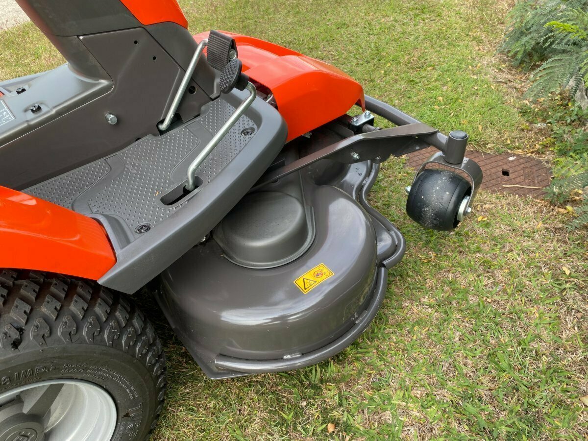 2022 HUSQVARNA R 316TX RIDE-ON MOWER