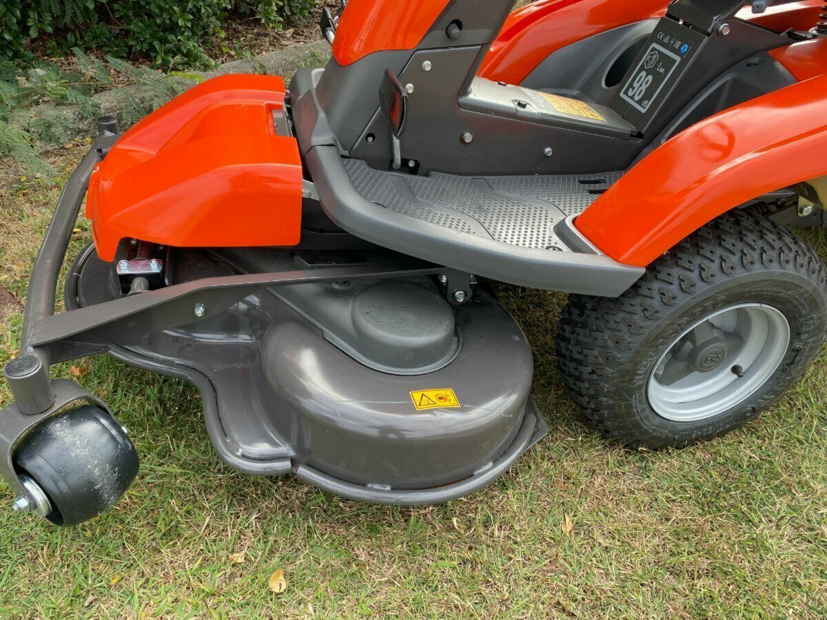 2022 HUSQVARNA R 316TX RIDE-ON MOWER