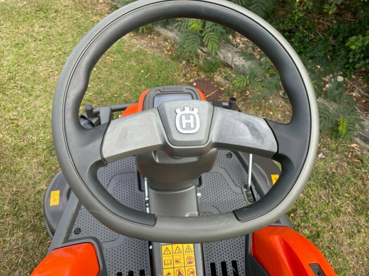 2022 HUSQVARNA R 316TX RIDE-ON MOWER