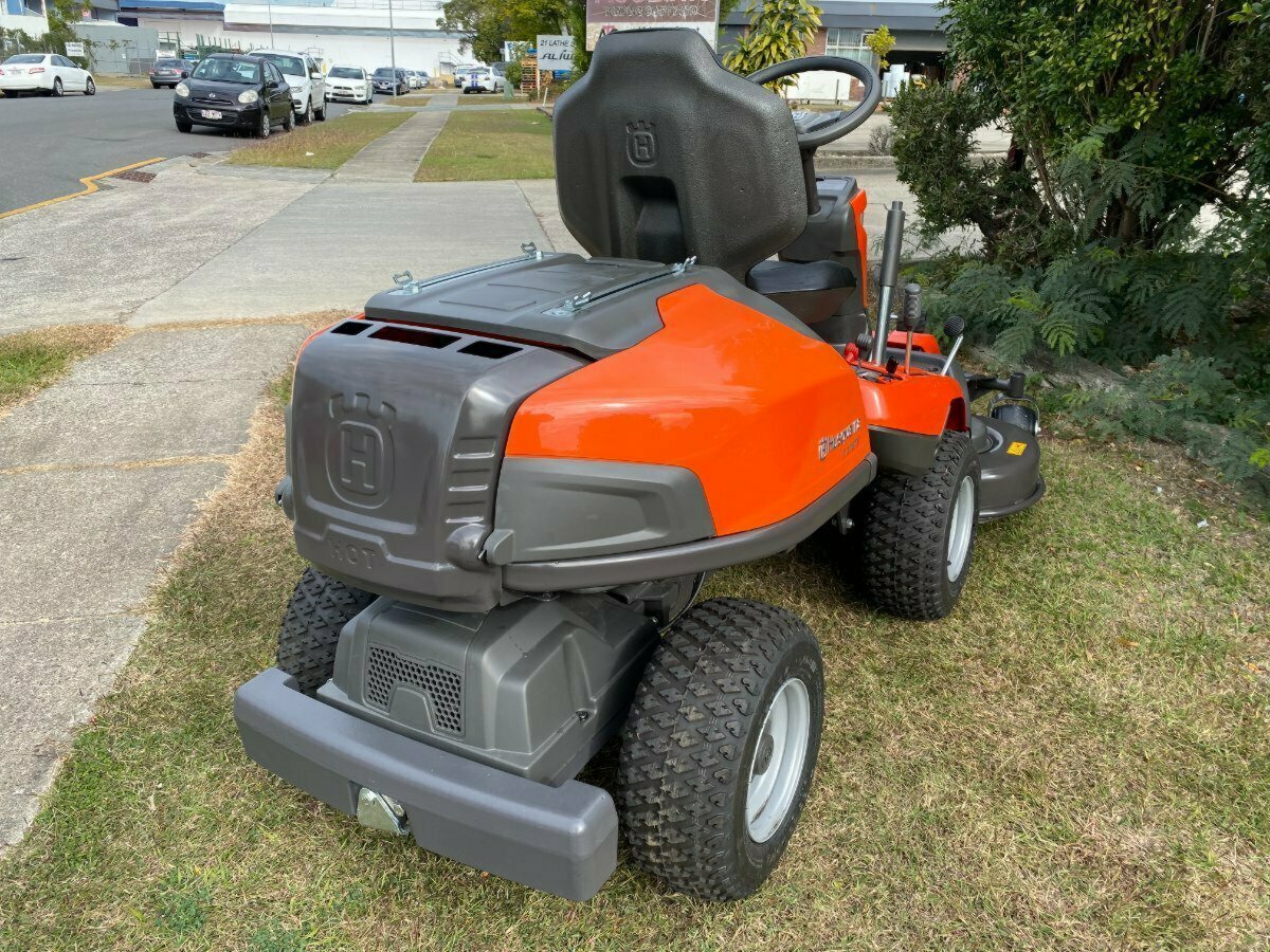 2022 HUSQVARNA R 316TX RIDE-ON MOWER