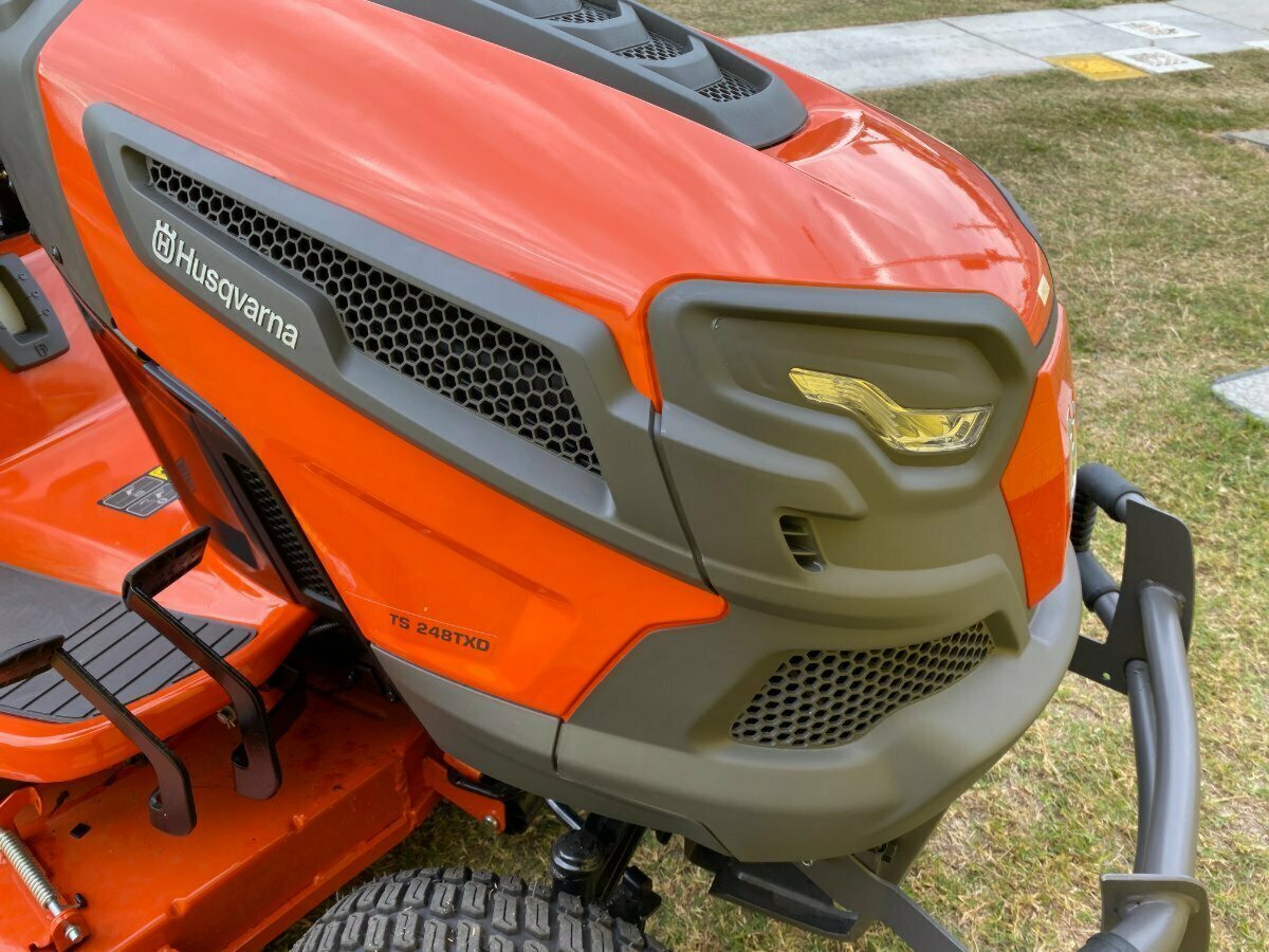 HUSQVARNA TS 248TXD RIDE-ON MOWER