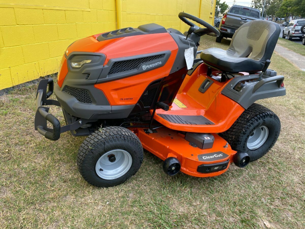 HUSQVARNA TS 248TXD RIDE-ON MOWER