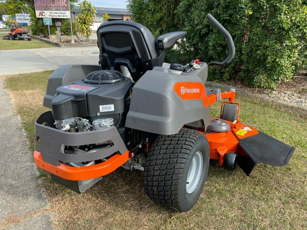 HUSQVARNA Z 254F ZTR ZERO TURN MOWER