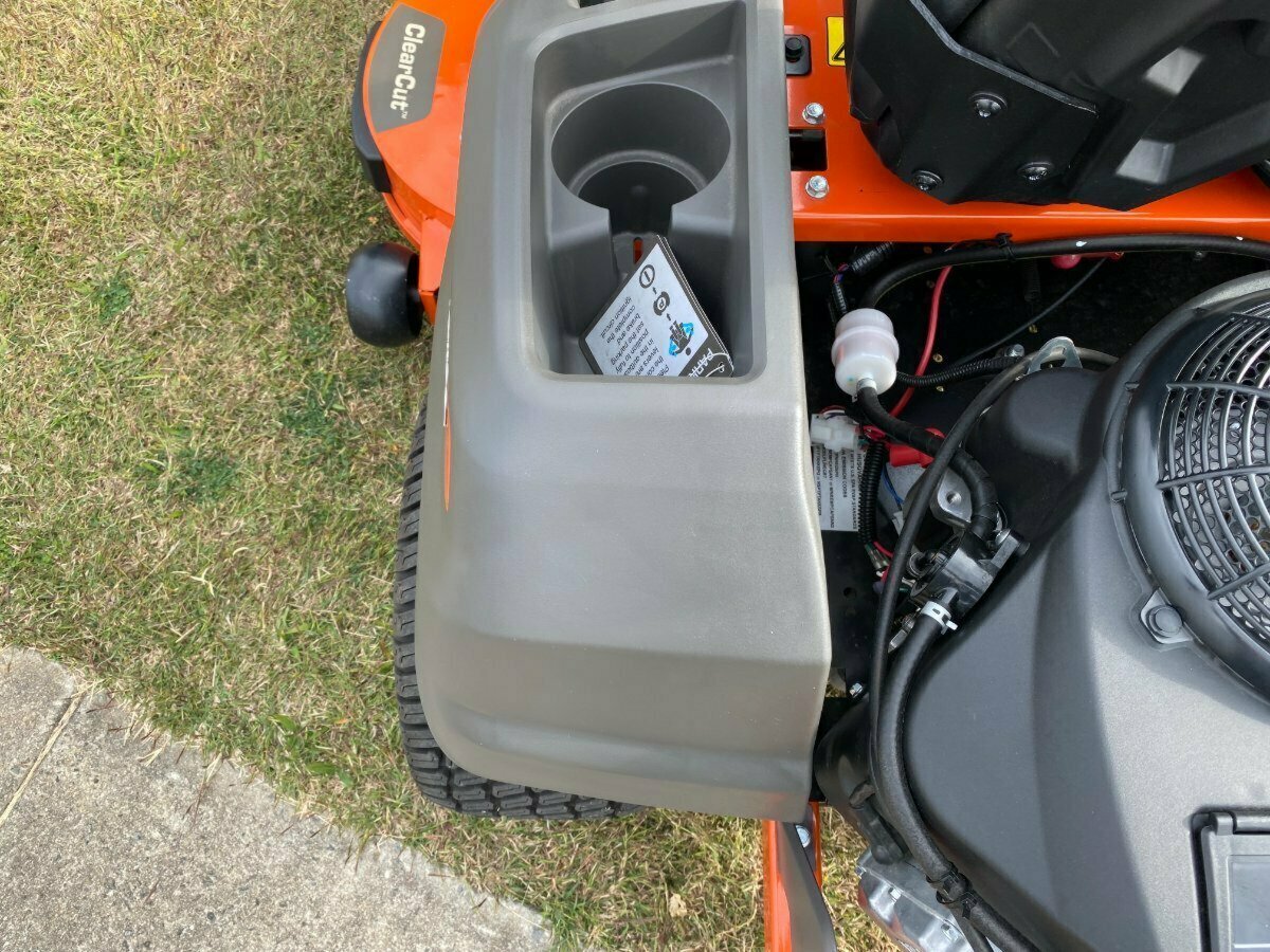 HUSQVARNA Z 254F ZTR ZERO TURN MOWER