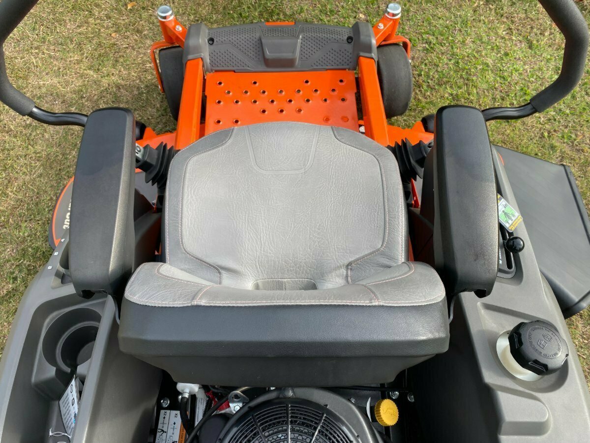HUSQVARNA Z 254F ZTR ZERO TURN MOWER