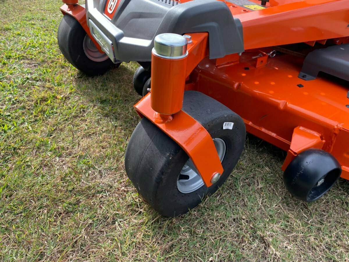 HUSQVARNA Z 254F ZTR ZERO TURN MOWER