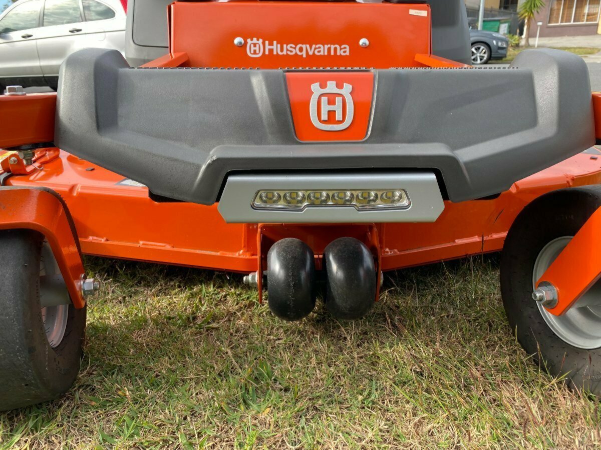 HUSQVARNA Z 254F ZTR ZERO TURN MOWER