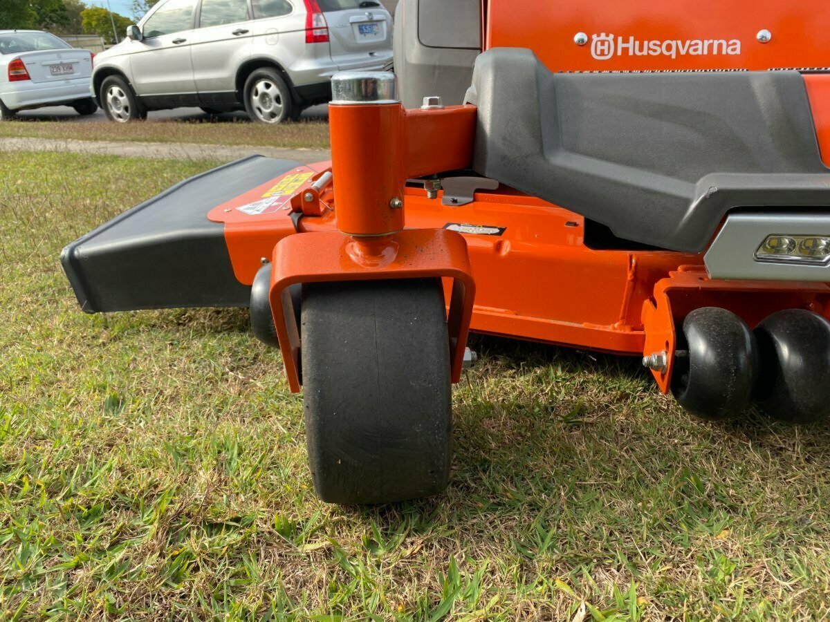 HUSQVARNA Z 254F ZTR ZERO TURN MOWER