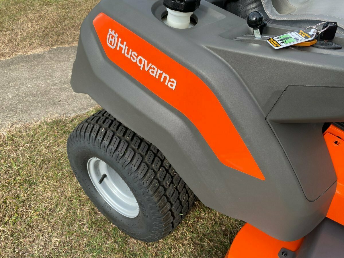 HUSQVARNA Z 254F ZTR ZERO TURN MOWER