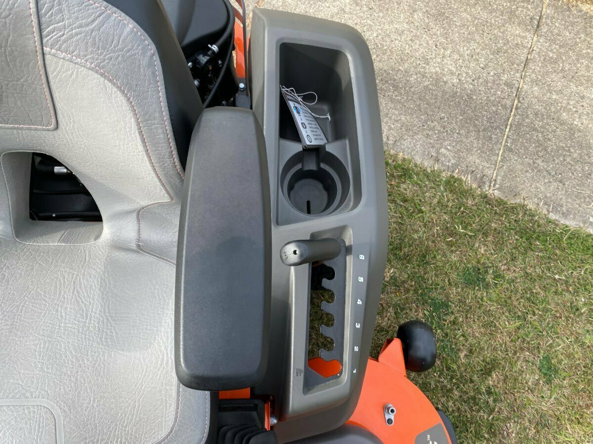 HUSQVARNA Z 254F ZTR ZERO TURN MOWER