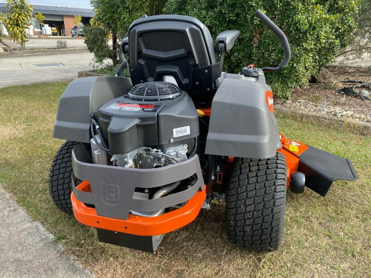 HUSQVARNA Z 254F ZTR ZERO TURN MOWER