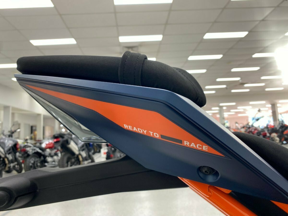 2023 KTM RC 390 SPORTS