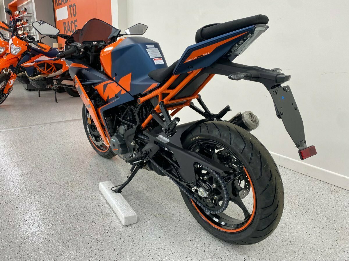 2023 KTM RC 390 SPORTS